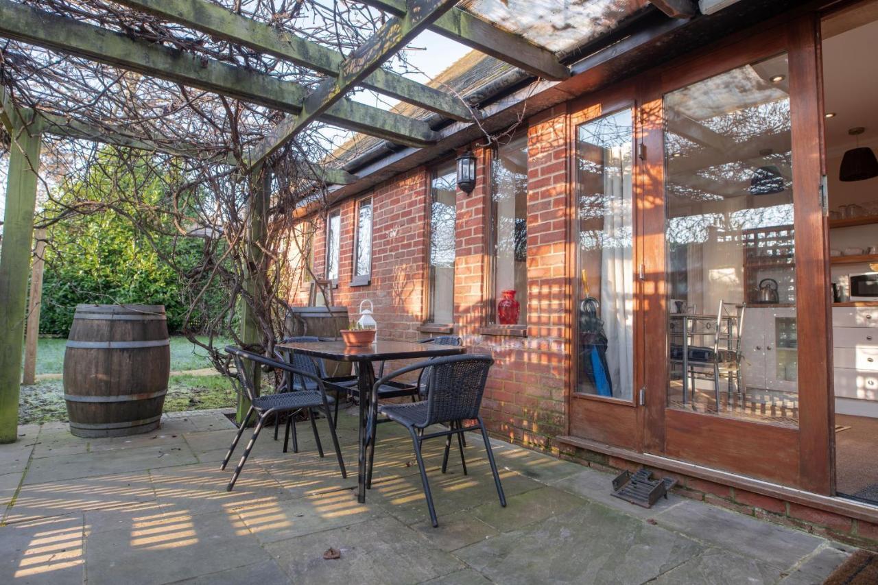 Terlingham Lane Cottage Hawkinge エクステリア 写真