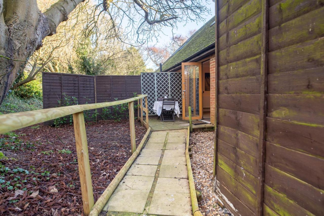 Terlingham Lane Cottage Hawkinge エクステリア 写真