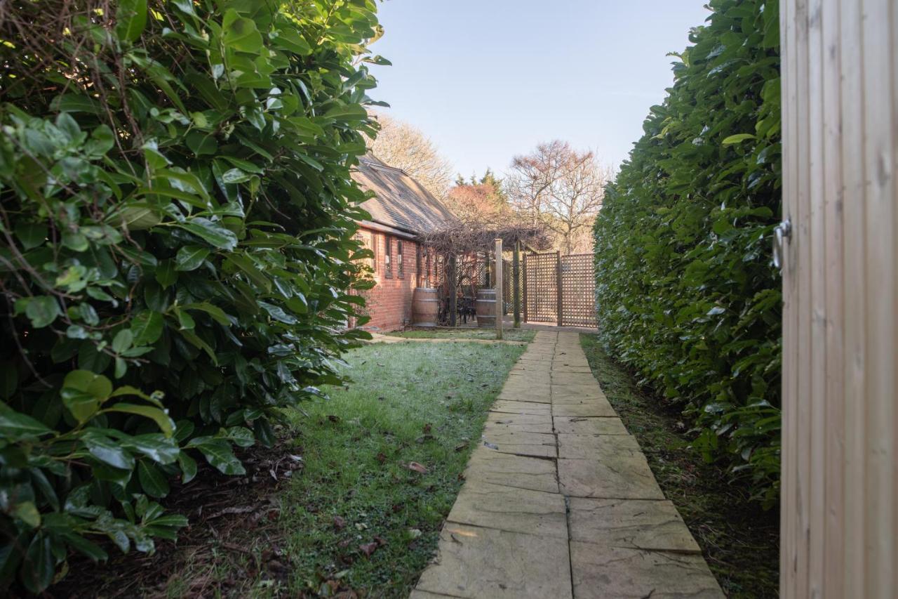 Terlingham Lane Cottage Hawkinge エクステリア 写真